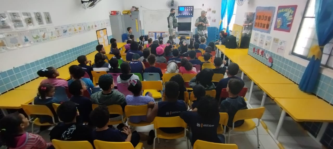 Leia mais sobre o artigo Gepam realiza palestra na Escola Municipal Delta Souza com o tema “Educação Básica contra Incêndio”