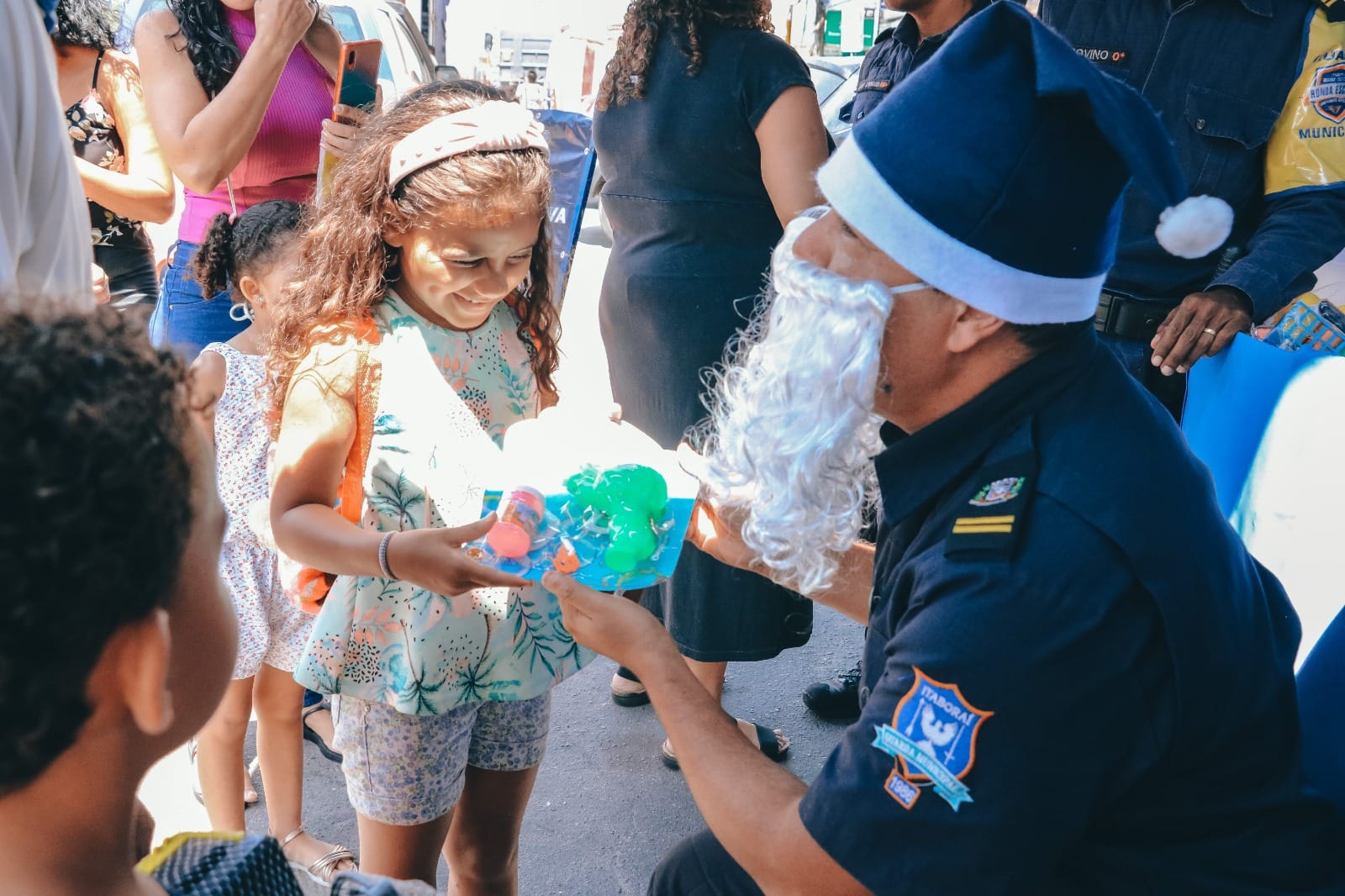 Leia mais sobre o artigo Ronda Escolar promove Ronda Solidária de Natal no Centro